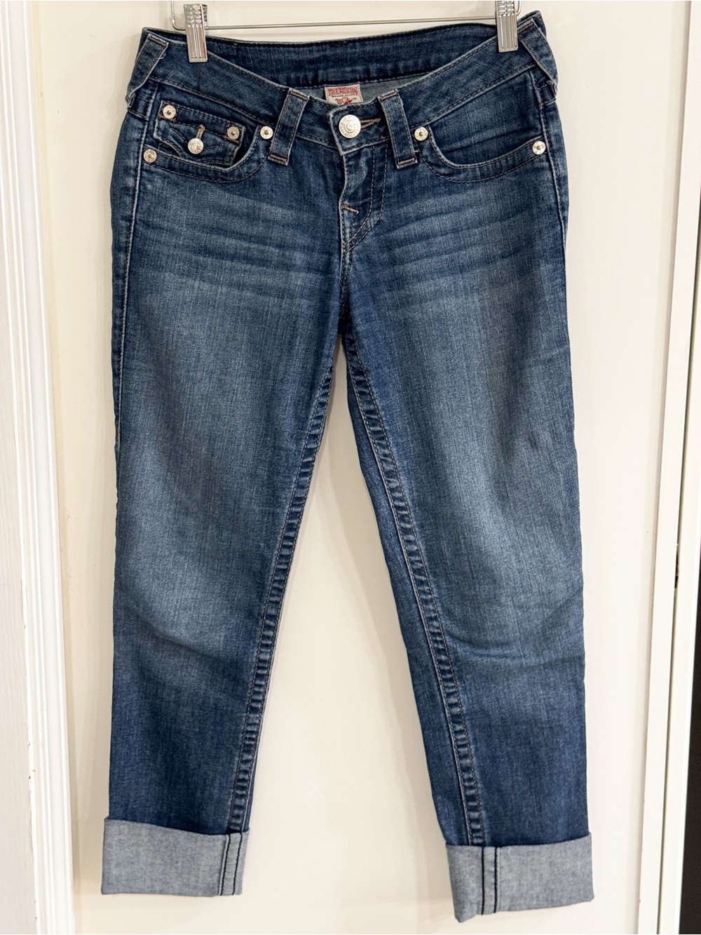 True Religion Y2K Cropped Jeans Embroidered Pockets Sz 26